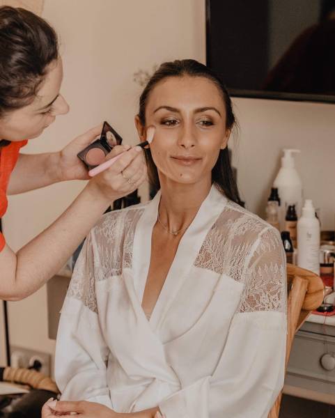 Maquillage de mariée dans notre institut de beauté à Coudoux