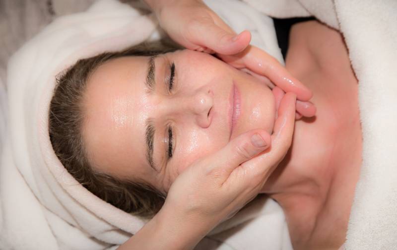 Soin du visage découverte de 30 minutes dans notre institut de beauté à Coudoux